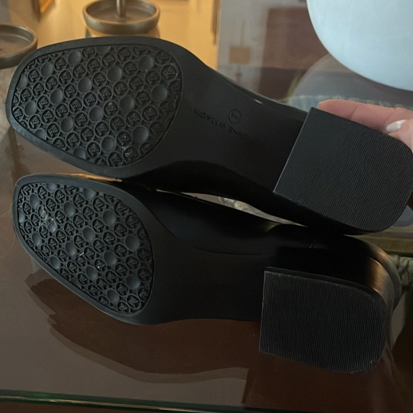 Women's Heeled Loafers NWOT 7 - Picture 4 of 5